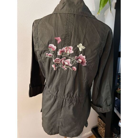 Jade & Ivory Boho Shabby Chic Army Green With Floral Embroidery Utility Jacket s - Picture 3 of 5